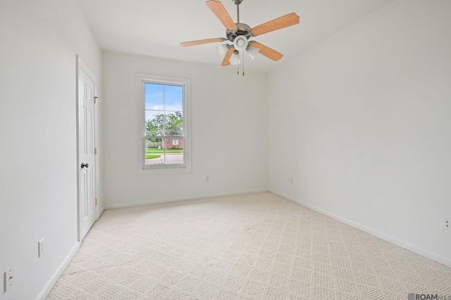 36472 S Winding Ridge Dr, Prairieville, LA 70769