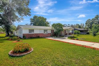 11207 N 51ST STREET, Tampa, FL 33617