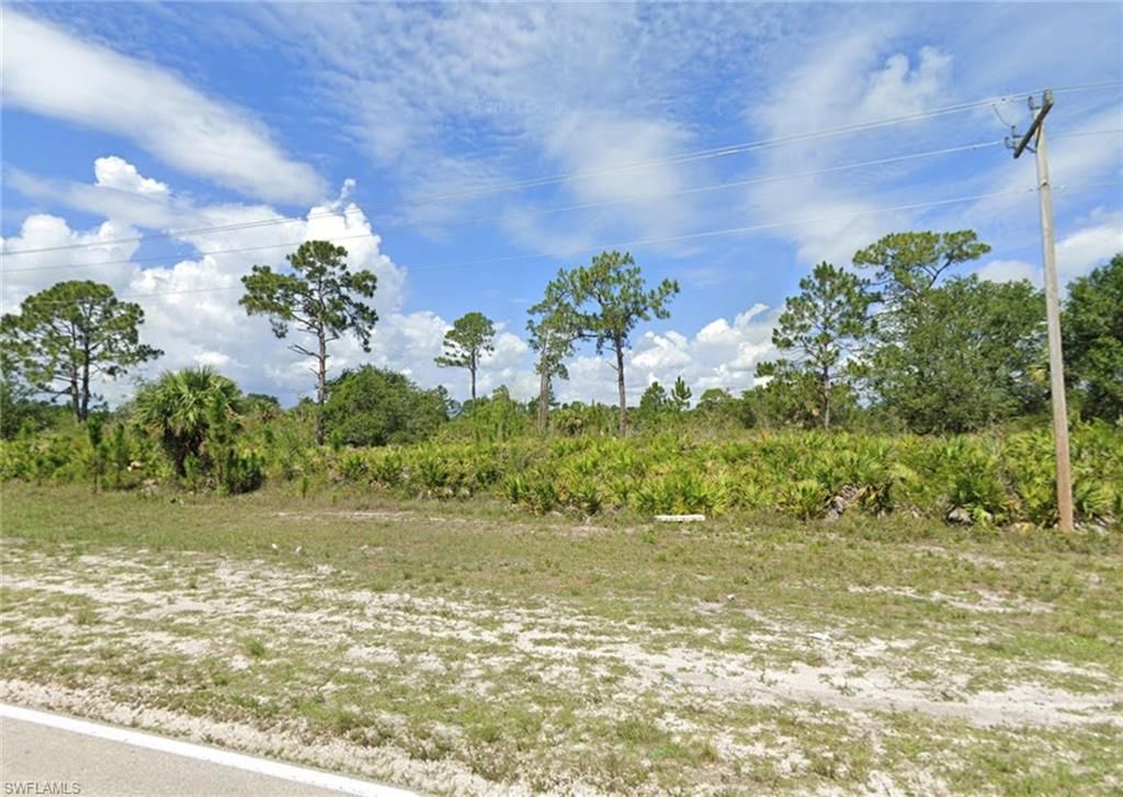 648 Columbus Blvd S, LEHIGH ACRES, FL 33974 — photo 2
