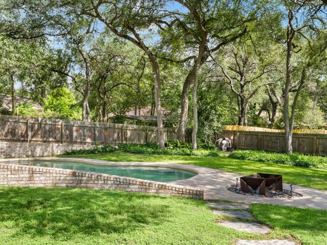 9004 Collingwood DR, Austin, TX 78748