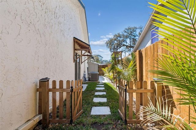 2817 WENDOVER TERRACE, Palm Harbor, FL 34685