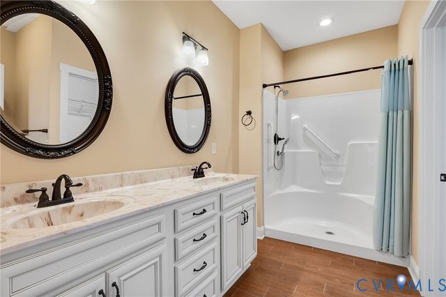 7504 Red Hill Club Ct, Henrico, VA 23231