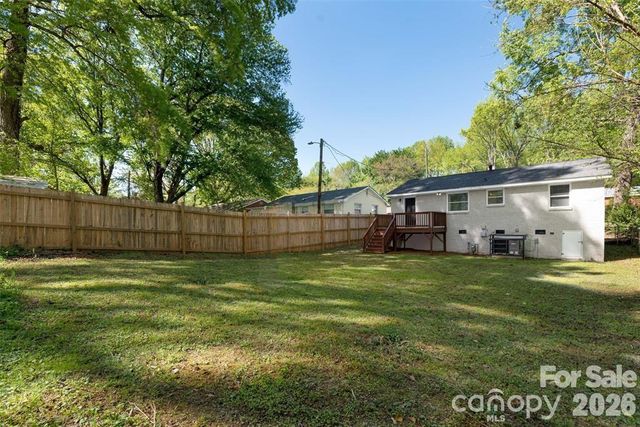 1828 Finchley Drive, Charlotte, NC 28215