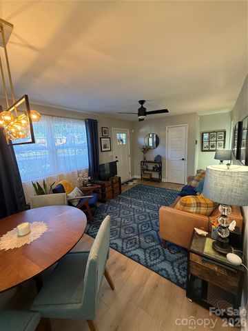 1828 Finchley Drive, Charlotte, NC 28215