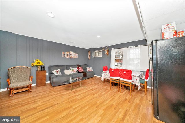 5821 MENTANA ST, Hyattsville, MD 20784