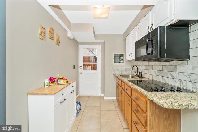 5821 MENTANA ST, Hyattsville, MD 20784