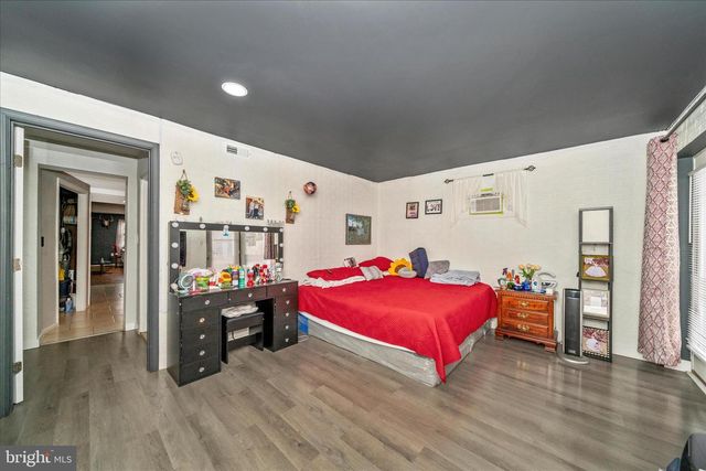 5821 MENTANA ST, Hyattsville, MD 20784