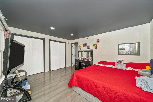 5821 MENTANA ST, Hyattsville, MD 20784