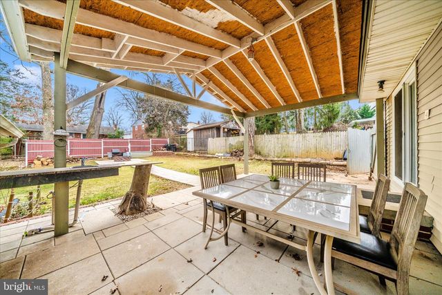 5821 MENTANA ST, Hyattsville, MD 20784