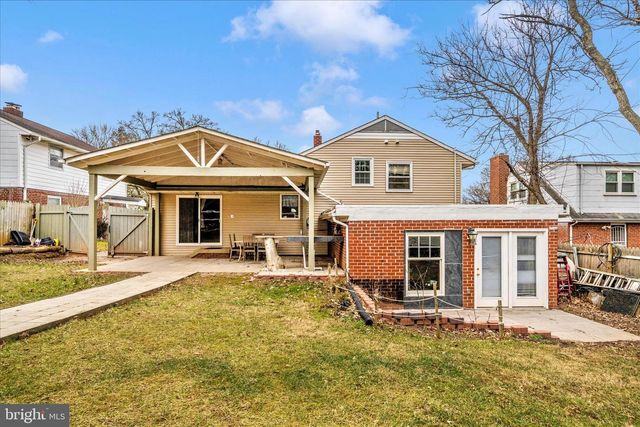 5821 MENTANA ST, Hyattsville, MD 20784