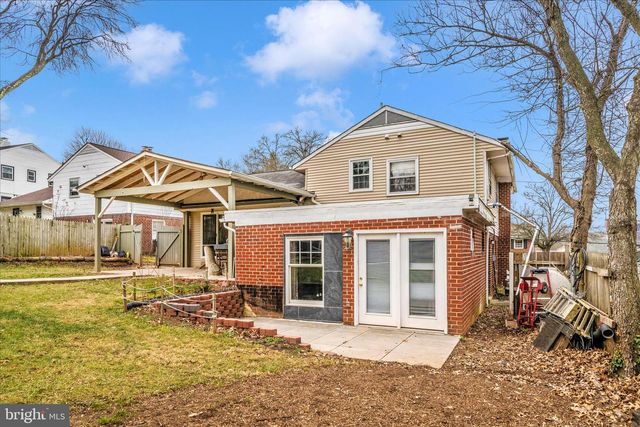 5821 MENTANA ST, Hyattsville, MD 20784