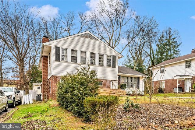 5821 MENTANA ST, Hyattsville, MD 20784