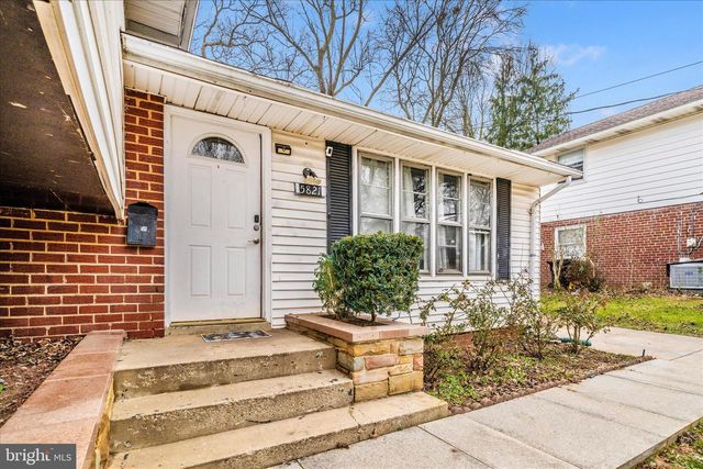 5821 MENTANA ST, Hyattsville, MD 20784