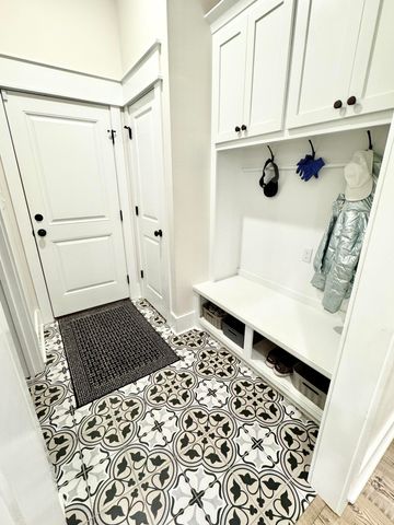 124 Cherry Laurel Loop, Hattiesburg, MS 39402