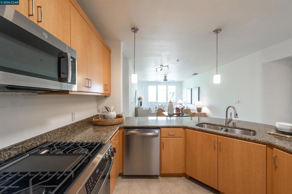 Image 4 of property listing at 5501 DeMarcus Blvd. 464, Dublin, CA 94568