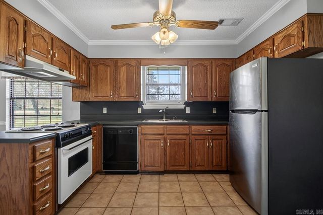 801 Kamak Drive, Beebe, AR 72012