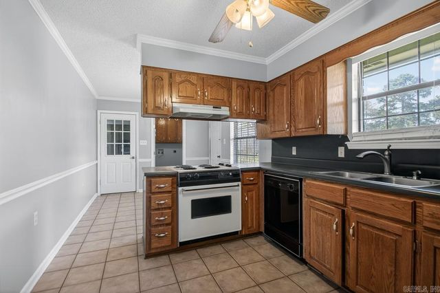 801 Kamak Drive, Beebe, AR 72012