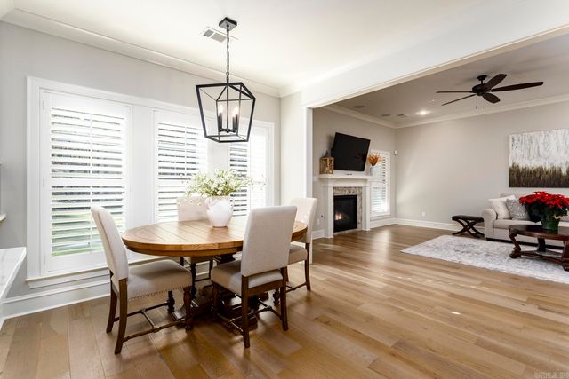 21 Rosans Ct, Little Rock, AR 72223