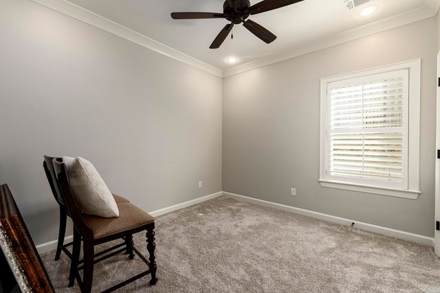 21 Rosans Ct, Little Rock, AR 72223