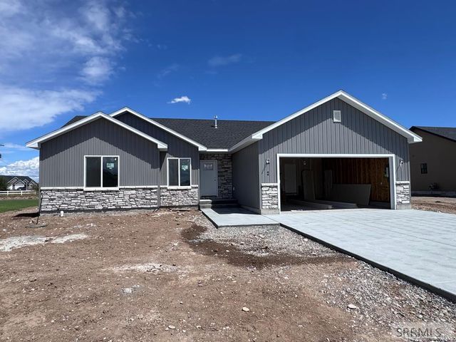 44 N Currant Lane, Rigby, ID 83442
