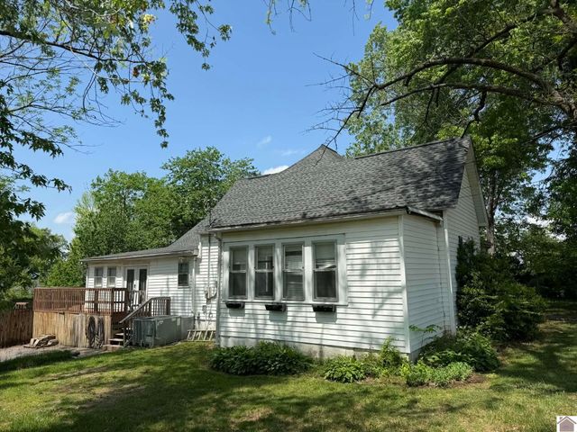 809 S 8th, Mayfield, KY 42066