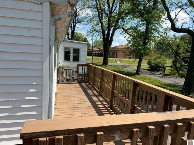 809 S 8th, Mayfield, KY 42066