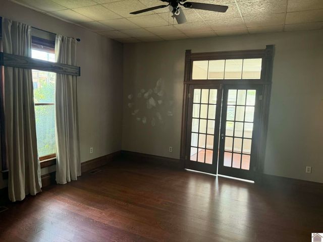 809 S 8th, Mayfield, KY 42066