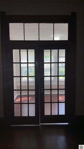 809 S 8th, Mayfield, KY 42066