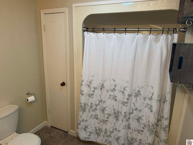 809 S 8th, Mayfield, KY 42066
