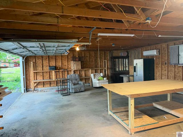 809 S 8th, Mayfield, KY 42066