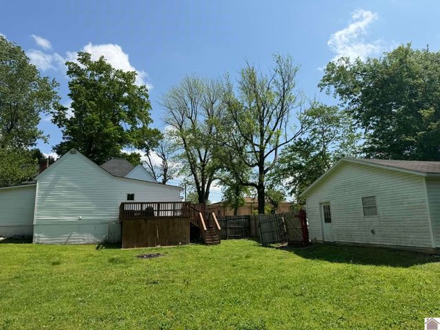 809 S 8th, Mayfield, KY 42066