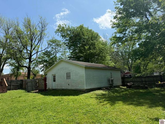 809 S 8th, Mayfield, KY 42066