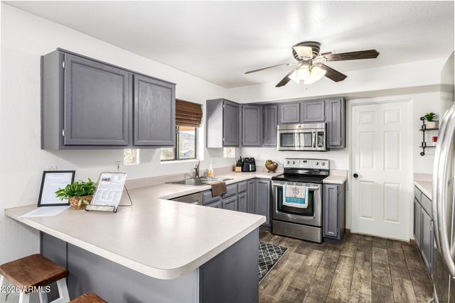 1317 E SABROSA Drive, New River, AZ 85087