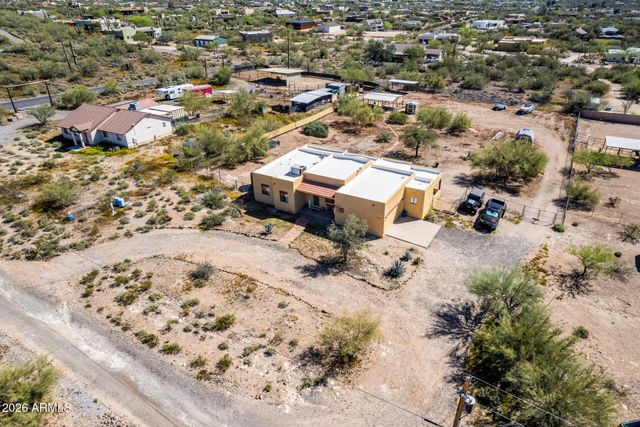 1317 E SABROSA Drive, New River, AZ 85087