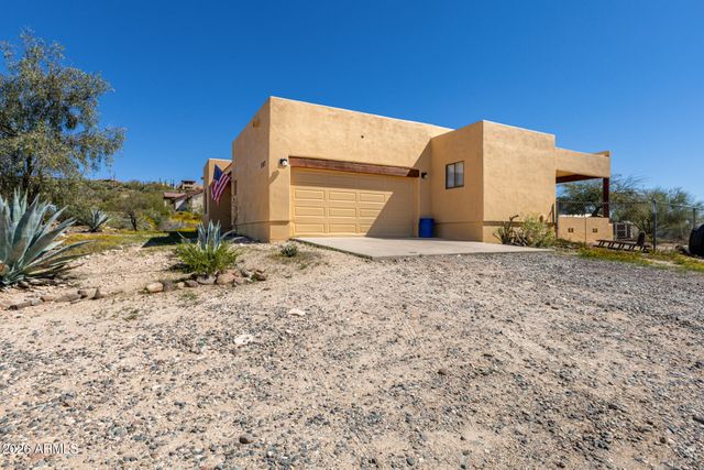 1317 E SABROSA Drive, New River, AZ 85087
