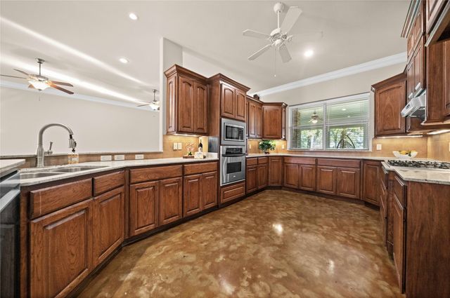 649 County Road 3009, Frankston, TX 75763