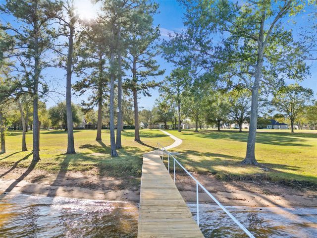 649 County Road 3009, Frankston, TX 75763