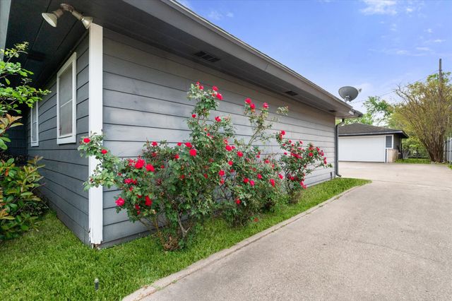 1445 Oaklawn Drive, Corsicana, TX 75110