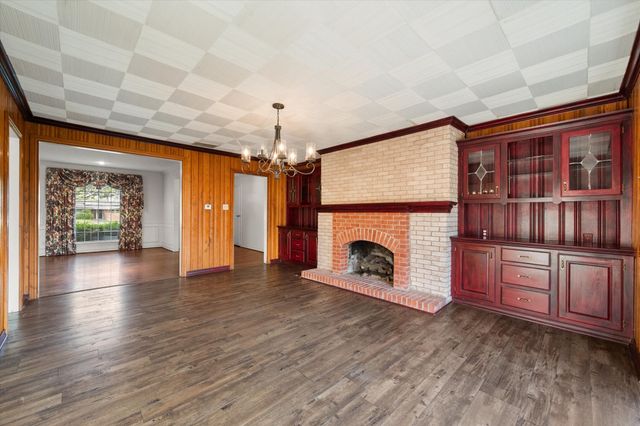 1445 Oaklawn Drive, Corsicana, TX 75110