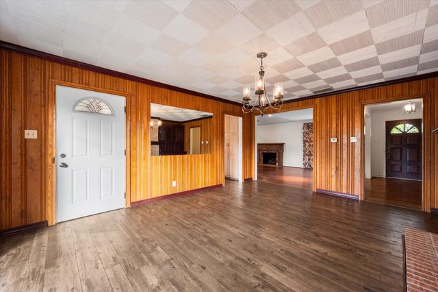 1445 Oaklawn Drive, Corsicana, TX 75110