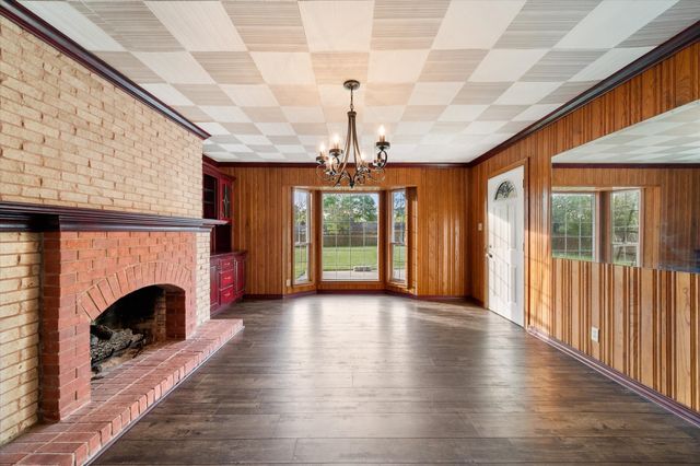 1445 Oaklawn Drive, Corsicana, TX 75110