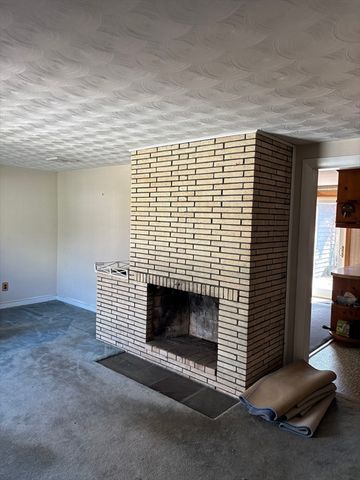 2 Savin Road, Wakefield, MA 01880