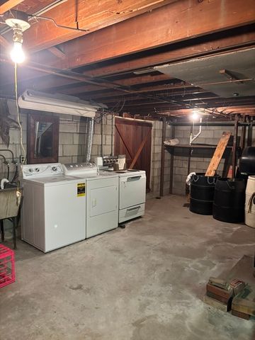 2 Savin Road, Wakefield, MA 01880