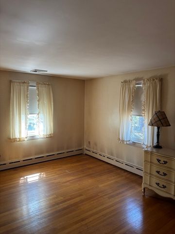 2 Savin Road, Wakefield, MA 01880