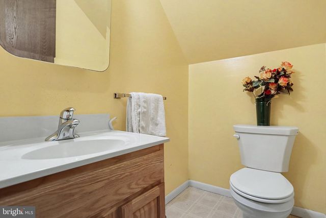 355 VISTA DR, Ephrata, PA 17522