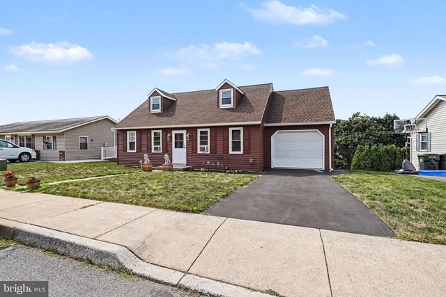 355 VISTA DR, Ephrata, PA 17522