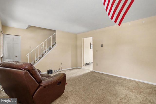 355 VISTA DR, Ephrata, PA 17522