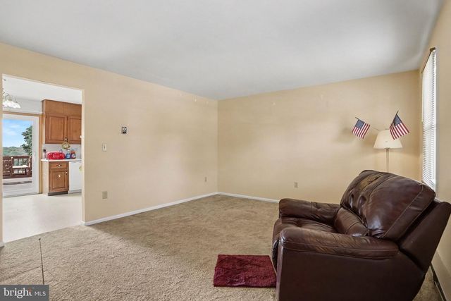 355 VISTA DR, Ephrata, PA 17522