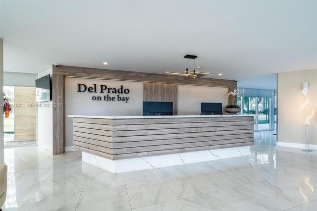 18071 Biscayne Blvd 402, Aventura, FL 33160