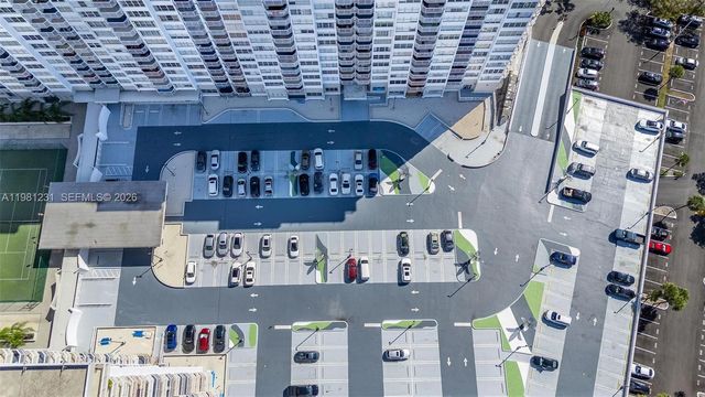 18071 Biscayne Blvd 402, Aventura, FL 33160